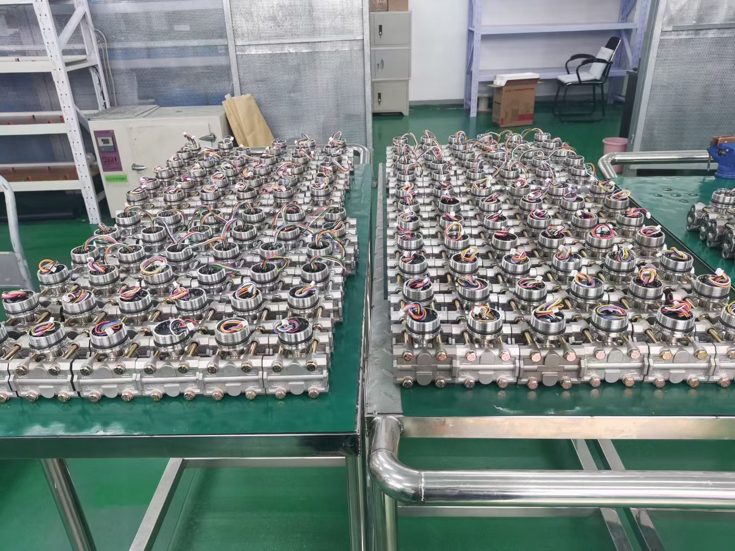 Standard King Customization: How to Implement Anti Interference Technology for Liquid Level Gauge?